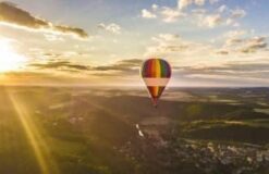 Balloon Expedition: Lot Balonem O Wschodzie Słońca